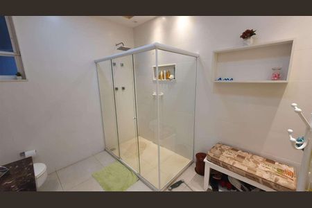 Apartamento à venda com 252m², 4 quartos e 2 vagas