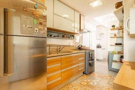 Apartamento à venda com 144m², 3 quartos e 1 vaga