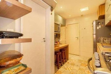 Apartamento à venda com 144m², 3 quartos e 1 vaga