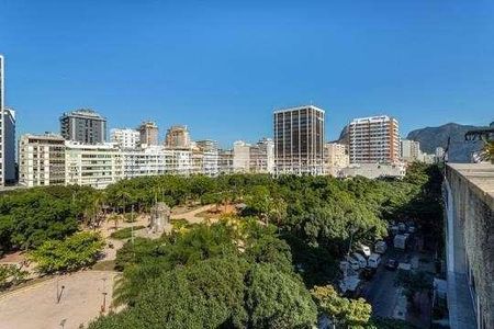 Apartamento à venda com 144m², 3 quartos e 1 vaga