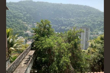 Casa à venda com 285m², 4 quartos e 2 vagas