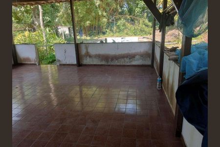 Casa à venda com 285m², 4 quartos e 2 vagas