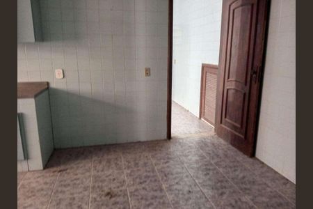 Casa à venda com 285m², 4 quartos e 2 vagas