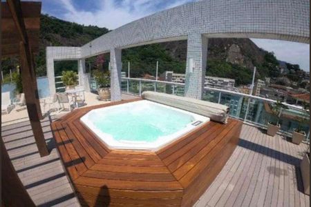 Apartamento à venda com 76m², 2 quartos e 1 vaga