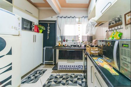 Apartamento à venda com 100m², 3 quartos e 2 vagas Apartamento à venda com 100m², 3 quartos e 2 vagasCozinha