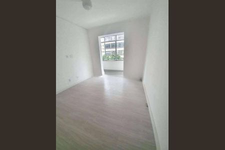 Apartamento à venda com 80m², 3 quartos e sem vaga