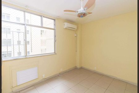 Apartamento à venda com 3 quartos, 160m² em Copacabana, Rio de Janeiro