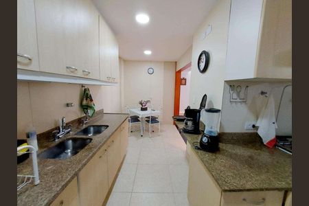 Apartamento à venda com 153m², 3 quartos e 1 vaga