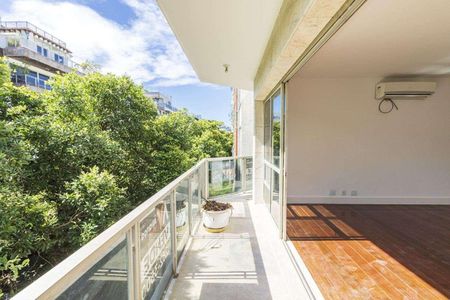 Apartamento à venda com 150m², 3 quartos e 2 vagas