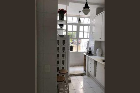 Apartamento à venda com 105m², 2 quartos e 1 vaga
