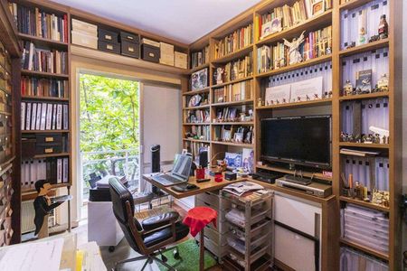 Apartamento à venda com 199m², 4 quartos e 3 vagas