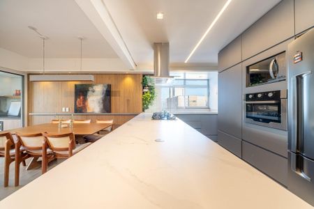 Apartamento à venda com 121m², 3 quartos e 2 vagasCozinha