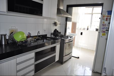 Apartamento à venda com 85m², 2 quartos e 1 vagaCozinha