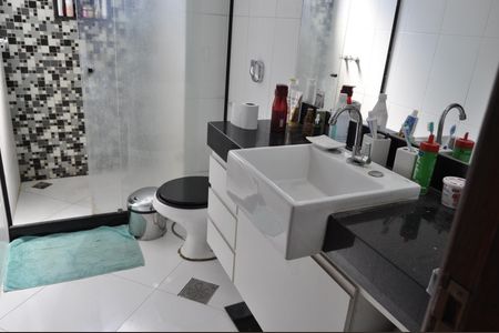 Apartamento à venda com 85m², 2 quartos e 1 vagaBanheiro