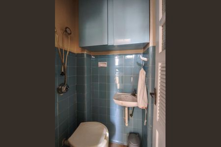 Apartamento à venda com 44m², 1 quarto e 1 vaga Apartamento à venda com 44m², 1 quarto e 1 vagaBanheiro de serviço