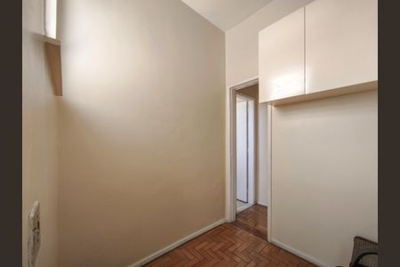 Apartamento à venda com 44m², 1 quarto e 1 vaga Apartamento à venda com 44m², 1 quarto e 1 vagaQuarto de Serviço