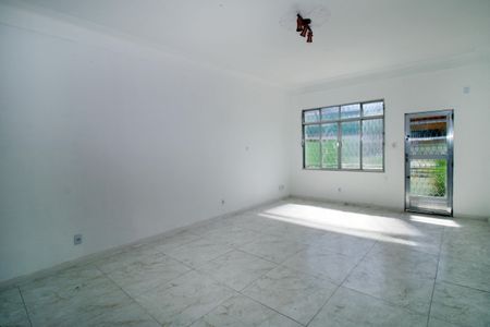 Sala de casa para alugar com 3 quartos, 300m² em Vila da Penha, Rio de Janeiro