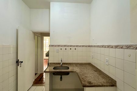 Apartamento à venda com 56m², 1 quarto e sem vaga Apartamento à venda com 56m², 1 quarto e sem vagaCozinha