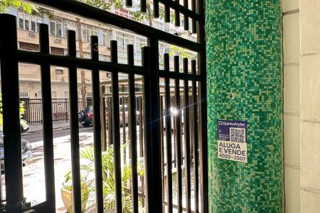 Apartamento à venda com 56m², 1 quarto e sem vaga Apartamento à venda com 56m², 1 quarto e sem vagaPlaquinha