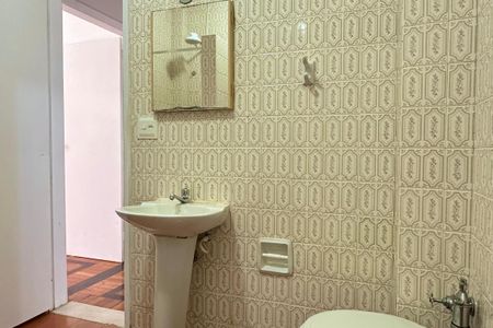 Apartamento à venda com 56m², 1 quarto e sem vaga Apartamento à venda com 56m², 1 quarto e sem vagaBanheiro Social