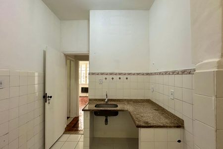 Apartamento à venda com 56m², 1 quarto e sem vaga Apartamento à venda com 56m², 1 quarto e sem vagaCozinha