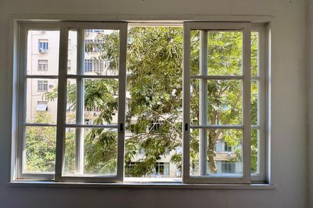 Apartamento à venda com 56m², 1 quarto e sem vaga Apartamento à venda com 56m², 1 quarto e sem vagaSala