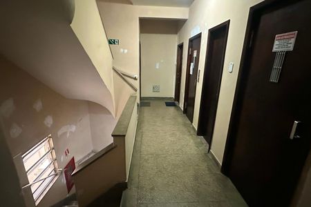 Apartamento à venda com 56m², 1 quarto e sem vaga Apartamento à venda com 56m², 1 quarto e sem vagaEntrada