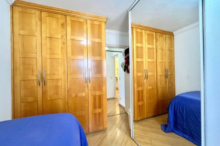 Apartamento à venda com 99m², 3 quartos e 2 vagas Apartamento à venda com 99m², 3 quartos e 2 vagasQuarto 2
