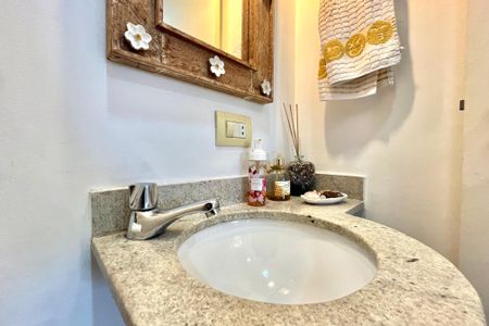 Apartamento à venda com 99m², 3 quartos e 2 vagas Apartamento à venda com 99m², 3 quartos e 2 vagasLavabo