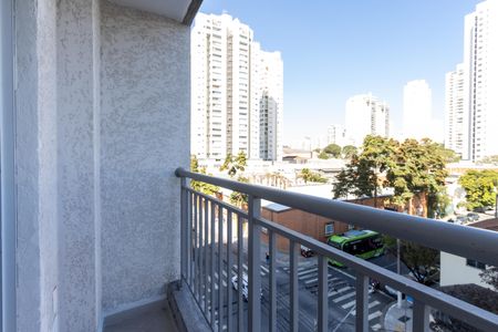 Apartamento à venda com 29m², 1 quarto e sem vaga Apartamento à venda com 29m², 1 quarto e sem vagaVaranda