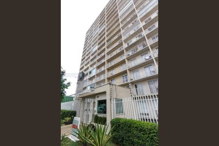 Apartamento à venda com 28m², 1 quarto e sem vaga Apartamento à venda com 28m², 1 quarto e sem vagaFachada