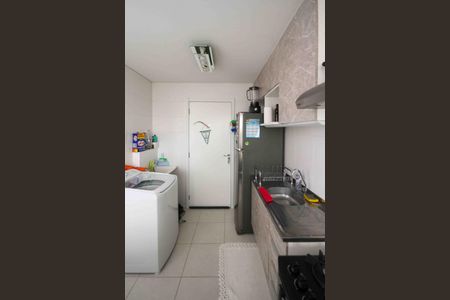 Apartamento à venda com 28m², 1 quarto e sem vaga Apartamento à venda com 28m², 1 quarto e sem vagaCozinha e Área de Serviço