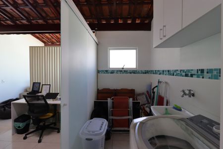 Apartamento à venda com 122m², 2 quartos e 2 vagasÁrea de Serviço