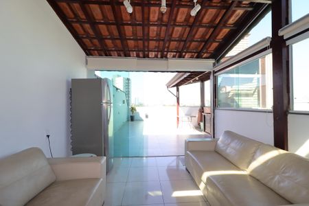 Apartamento à venda com 122m², 2 quartos e 2 vagasÁrea Social