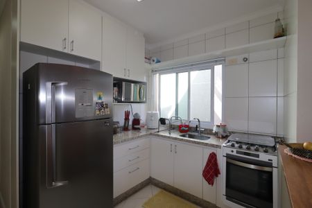 Apartamento à venda com 122m², 2 quartos e 2 vagasCozinha