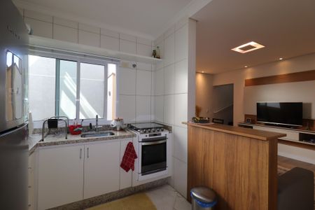 Apartamento à venda com 122m², 2 quartos e 2 vagasCozinha