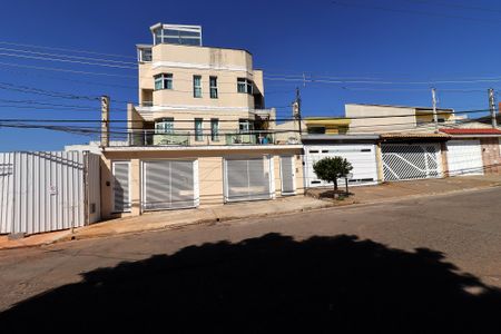 Apartamento à venda com 122m², 2 quartos e 2 vagasFachada