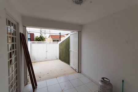 Casa à venda com 160m², 3 quartos e 2 vagas Casa à venda com 160m², 3 quartos e 2 vagasÁrea Externa