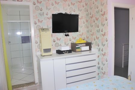 Casa à venda com 238m², 3 quartos e 3 vagasSuíte 1