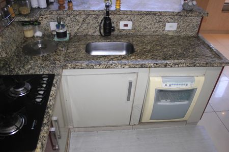 Casa à venda com 238m², 3 quartos e 3 vagasCozinha