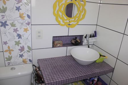 Casa à venda com 238m², 3 quartos e 3 vagasBanheiro Suíte 1