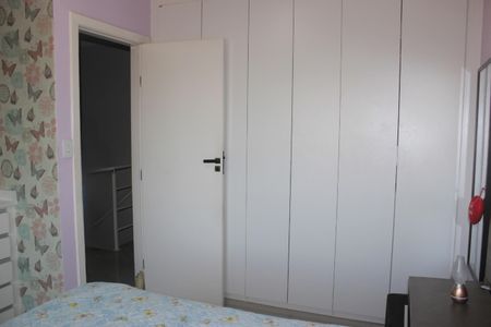 Casa à venda com 238m², 3 quartos e 3 vagasSuíte 1