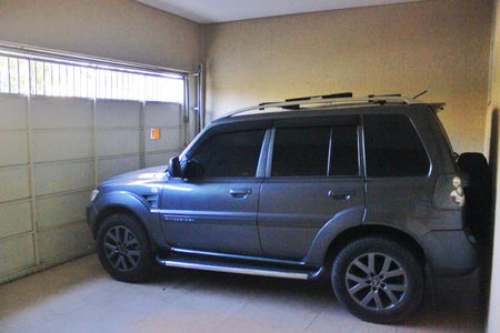 Casa à venda com 238m², 3 quartos e 3 vagasGaragem