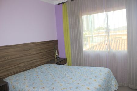 Casa à venda com 238m², 3 quartos e 3 vagasSuíte 1