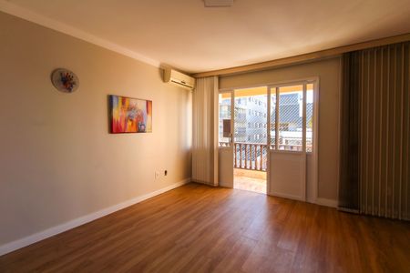 Sala de apartamento à venda com 4 quartos, 121m² em Centro, Canoas
