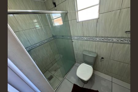 Casa para alugar com 96m², 2 quartos e 1 vaga Casa para alugar com 96m², 2 quartos e 1 vagaBanheiro