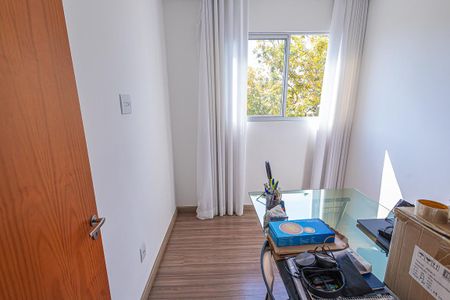 Apartamento à venda com 65m², 2 quartos e 2 vagas Apartamento à venda com 65m², 2 quartos e 2 vagasQuarto