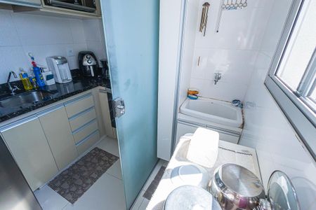 Apartamento à venda com 65m², 2 quartos e 2 vagas Apartamento à venda com 65m², 2 quartos e 2 vagasÁrea de Serviço