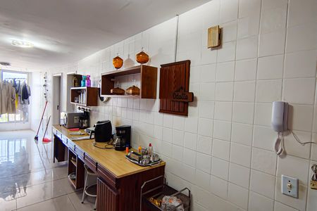 Apartamento para alugar com 143m², 4 quartos e 1 vaga Apartamento para alugar com 143m², 4 quartos e 1 vagaCozinha e Área de Serviço