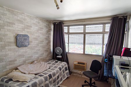 Apartamento para alugar com 143m², 4 quartos e 1 vaga Apartamento para alugar com 143m², 4 quartos e 1 vagaQuarto